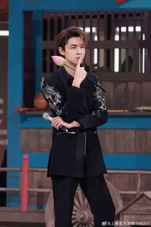 秦霄贤超话#秦霄贤未来可期##秦霄贤#2020年8月—2023年8月,@秦霄贤