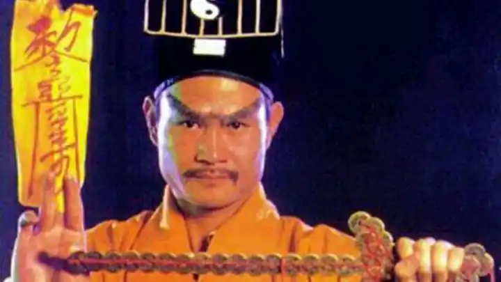 一代捉鬼大师,上演精彩僵尸大战,堪称经典中的经典