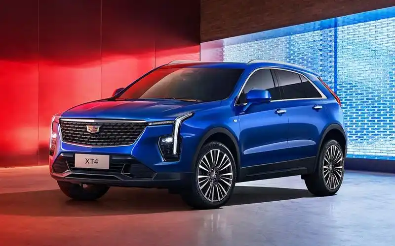 2024款凯迪拉克xt4紧凑型suv到店实拍(片尾xt5展示)@转转车市