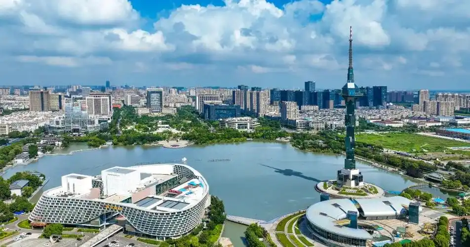 江苏盐城落实三年行动方案点燃教育发展新引擎