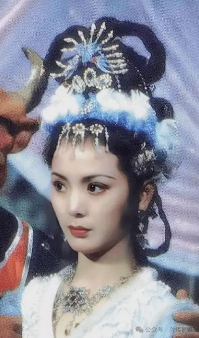 最香软"女妖精":18岁被六小龄童拉去救场,仅10分