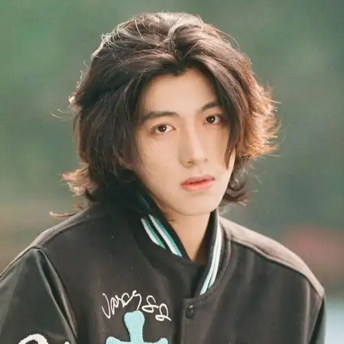 式自然哑光鲻鱼头发型男生通用武士头已售5￥99折后价￥99淘宝新品狼