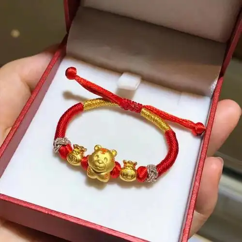 周家同款本命年红绳老虎福袋黄金手链