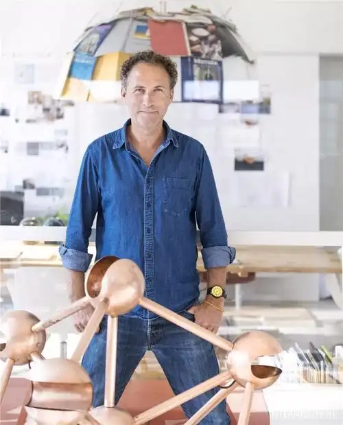 一个反对极简主义的德国设计师 | 专访 werner aisslinger