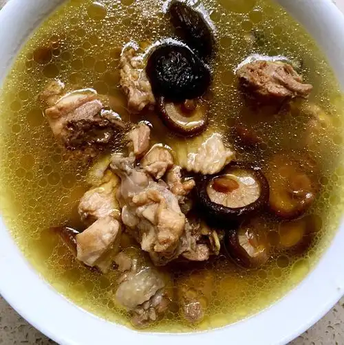 似水流年1616做的香菇炖鸡汤