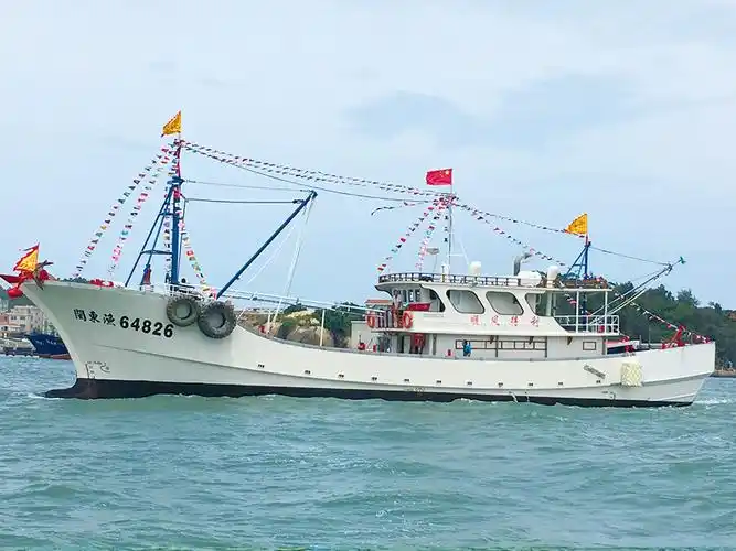 32m拖网兼钓具渔船