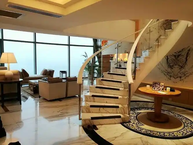 (泛海国际)(顶楼复式泳池 )(描绘国际人居构想)