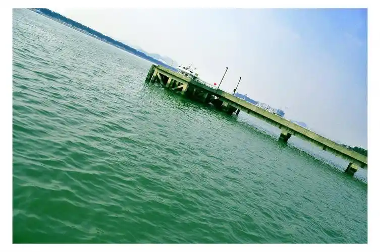 沙角码头在炮台的旁边