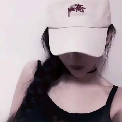 抖音热门高冷的长发美女女神头像