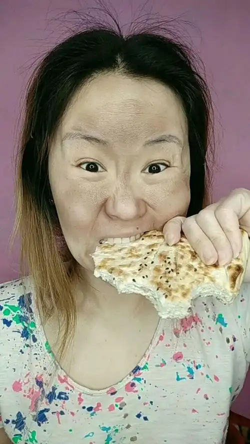 大妈被老公嫌弃丑,一气之下学会了化妆080808