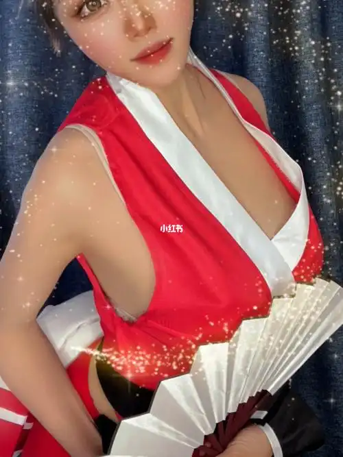 cosplay不知火舞也宅在家