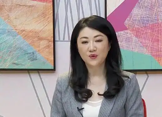 东方卫视6大主持人受严惩房海燕的位置已被杨蕾代替