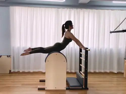 普拉提时刻之梯桶超爱的器械~长的也很萌有没有?