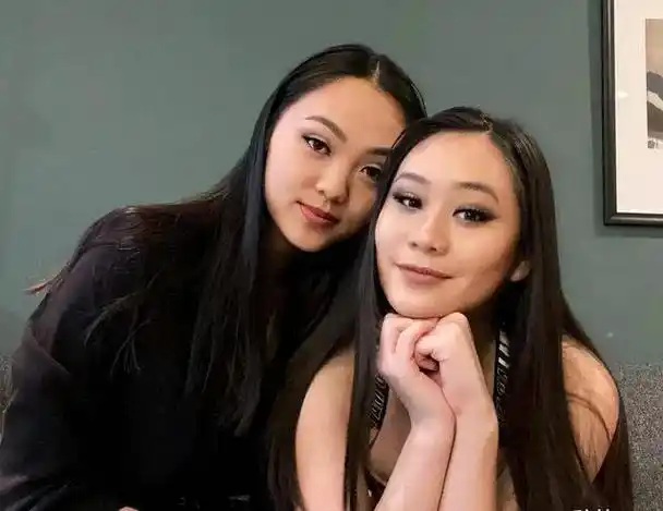 60岁李连杰对利智交代后事,对前妻黄秋燕生的两个女儿却提都没提