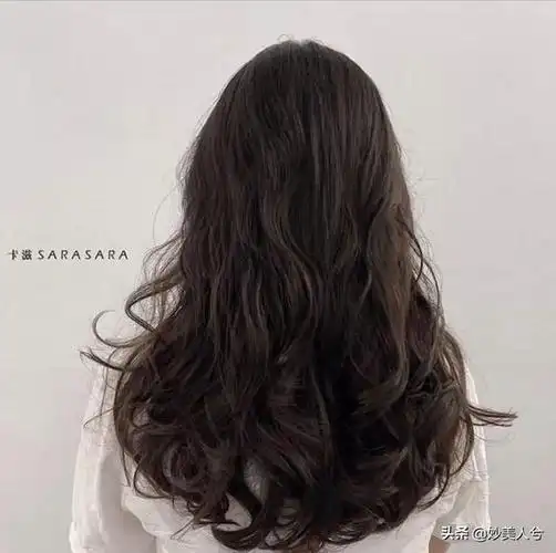 减龄中长发烫发型图片(中烫发发型图片2018)