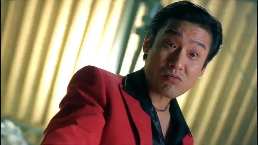 梁家辉当老大嚣张至极,魅力四射,连乌鸦哥都没忍住爱上他了