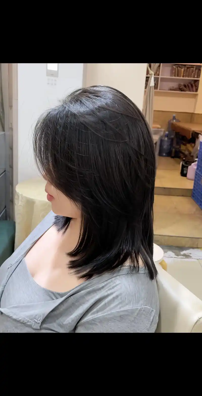 适合所有脸型女生都可以剪的层次感锁骨短发.