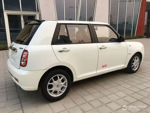 力帆320豪华fo 白色 1.3 万 精品车况,好车不等人