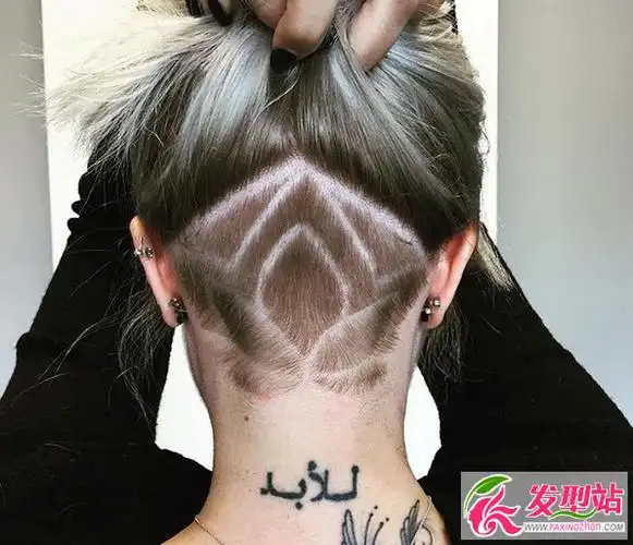 女生后脑剃一半雕刻帅气undercut剃一半发型