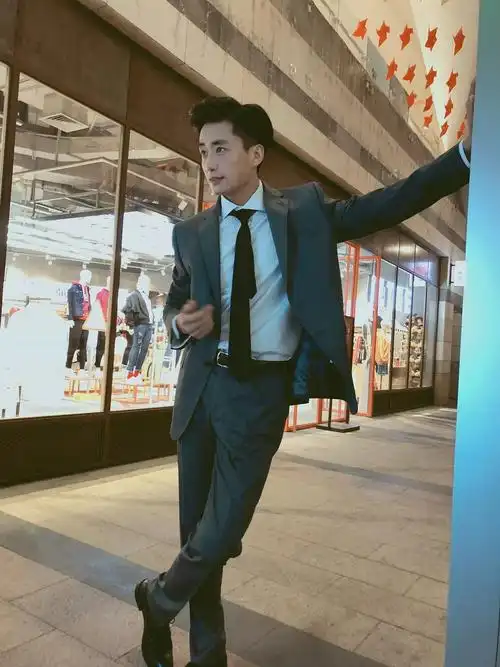 图集林杉,1987年10月18日出生于天津,中国内地男演员,歌手,模特,毕业