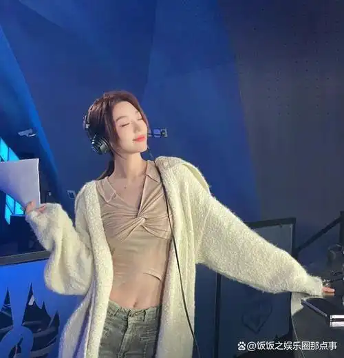 双语解说天云:颜值与实力并存的游戏主持女神!