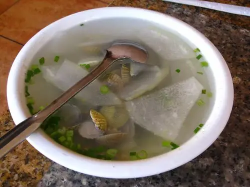 (让我咬牙切齿的"白螺汤",全面代表了三亚厨师的最低水平~~)