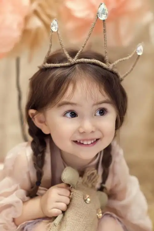 世界各国的最美丽的小女孩