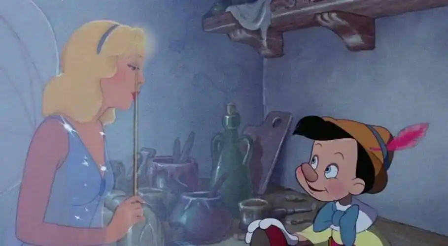 迪士尼新作《匹诺曹》发布预告,黑仙女上热搜,创新还是魔改?_男蓝_白