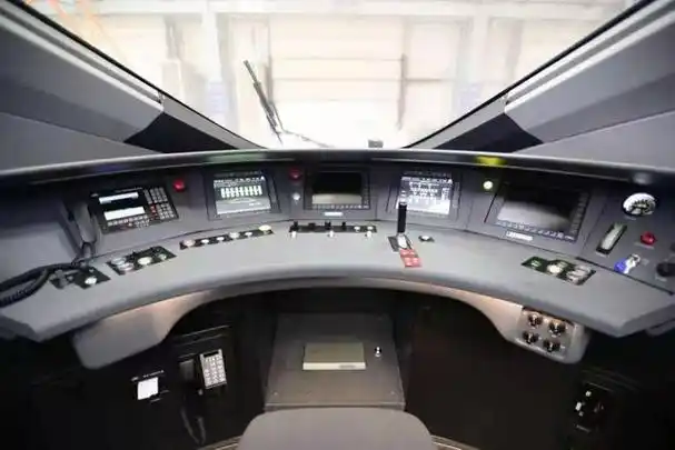 中车四方所(中车制动)核心产品助力亚运版"复兴号"正式亮相