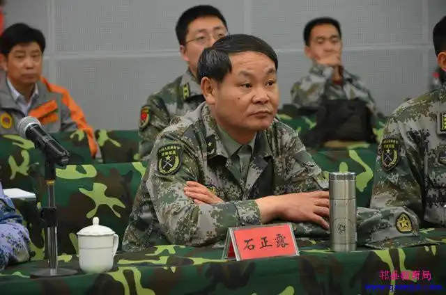现任北部战区副司令员兼参谋长.长期在济南军区服役.