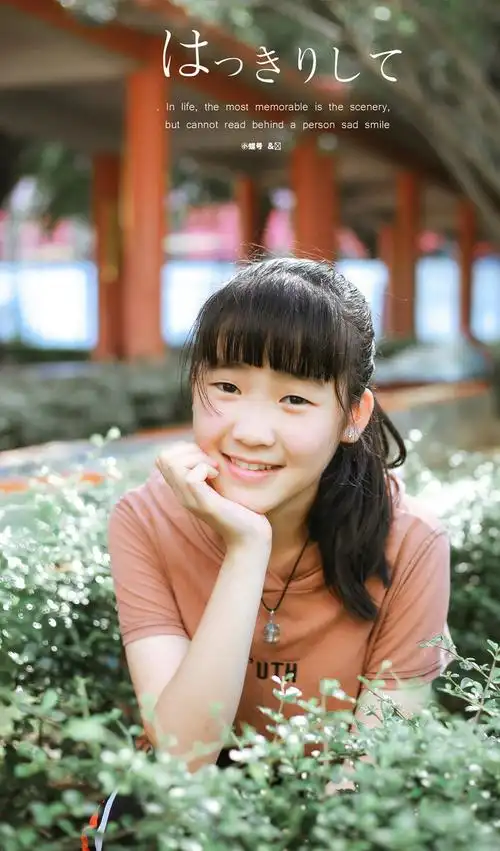 毕业季,小学六年级,单人照.