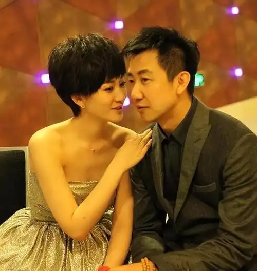 自古红颜多祸水47岁的人间尤物李小冉终究不再是笑话了