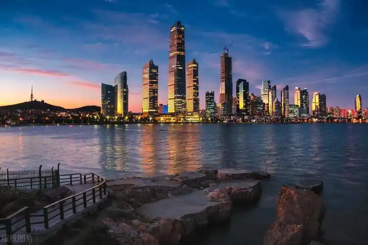 当前位置:>首页>景点>青岛必去十大景点推荐青岛旅游住宿建议提起青岛