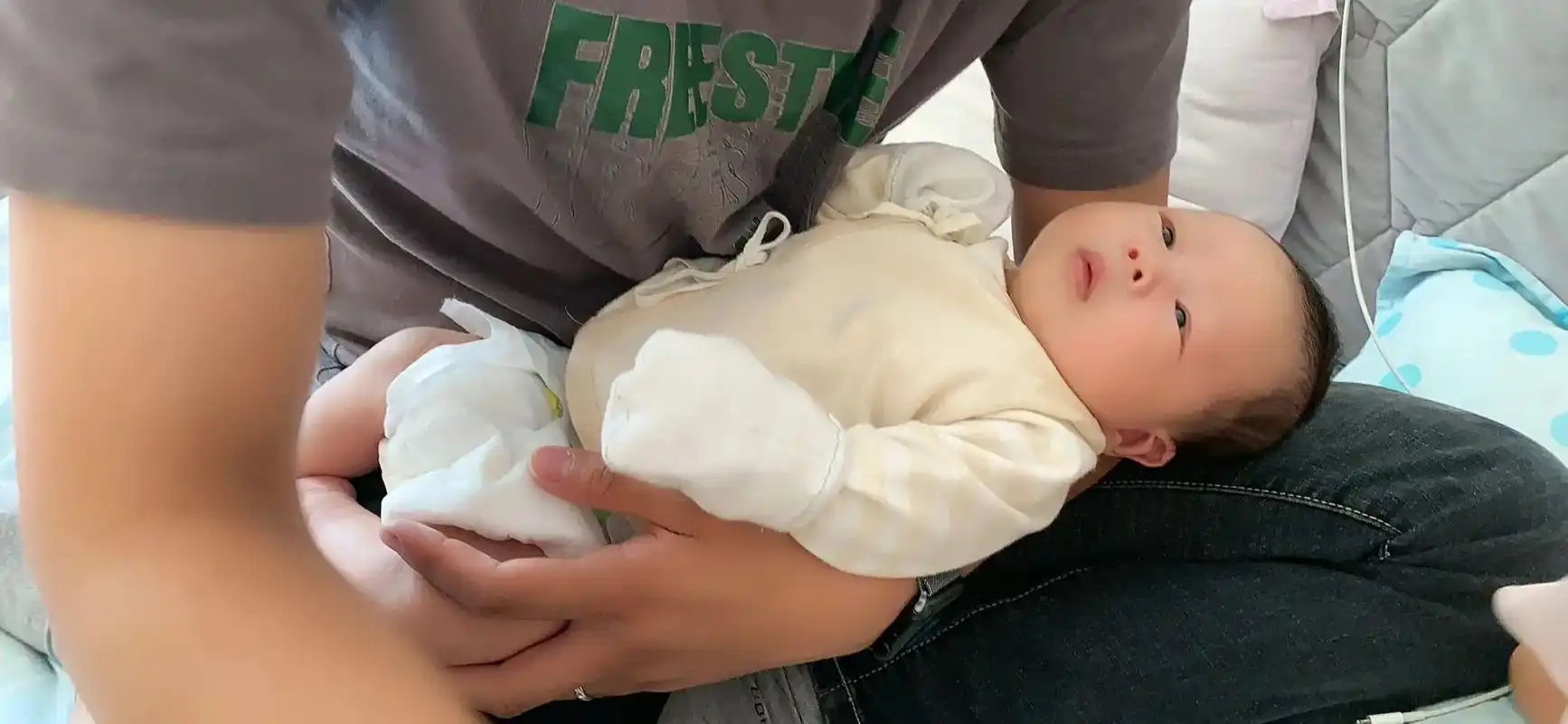 两只小可爱 #带娃日常记录 最后放两张姐姐在幼儿园动手图片 - 抖音