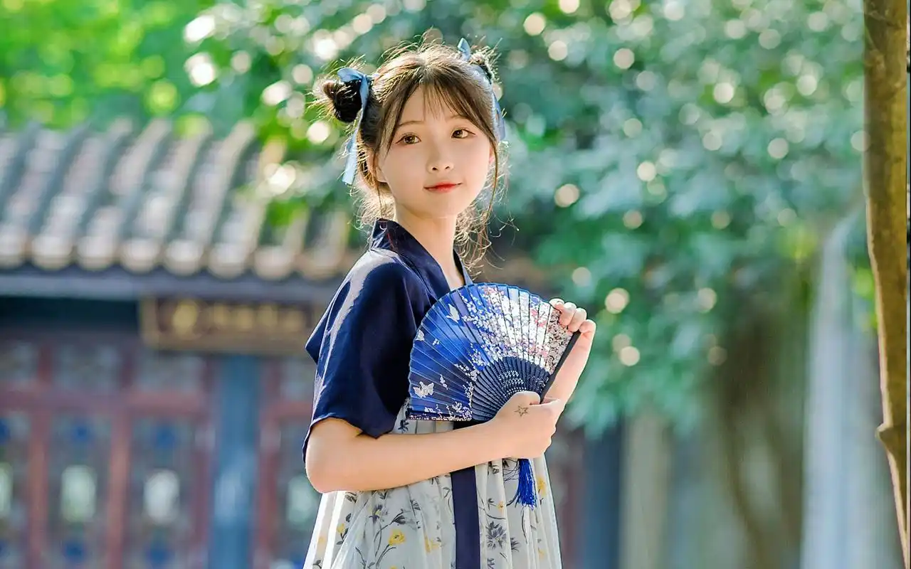 小清新古风美女写真图片桌面壁纸