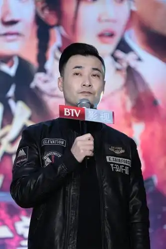 《小妮扛枪》走进白纸坊街道 叶静爆料减肥秘笈 潘阳证明自己