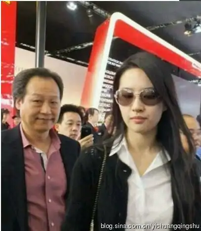 揭刘亦菲妈妈的神秘身世与情史(图)|刘亦菲|刘晓莉|安少康_新浪娱乐