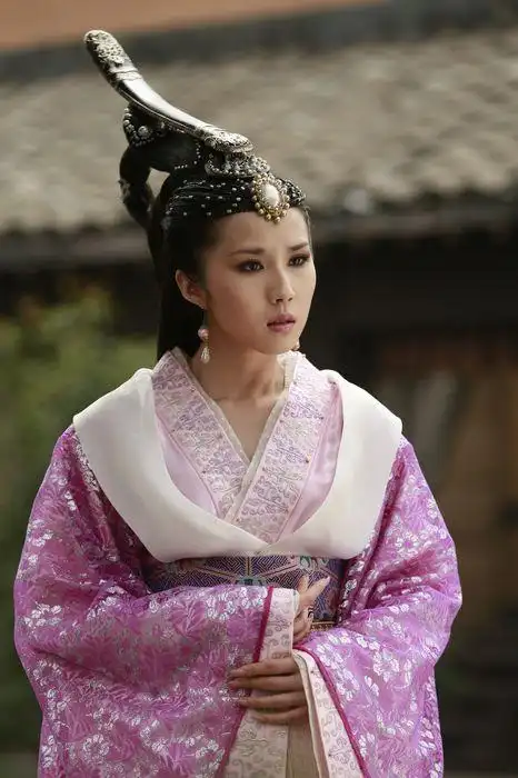 古今大战秦俑情今晚首播方安娜惊艳登场