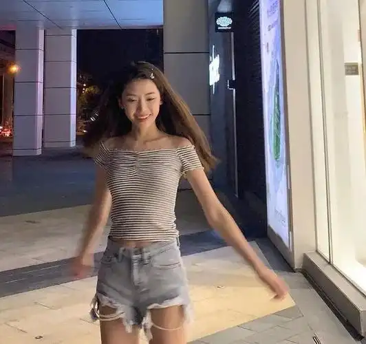 纯欲系:半藏森林能使男人们神魂颠倒?她的美在哪(多图预警)