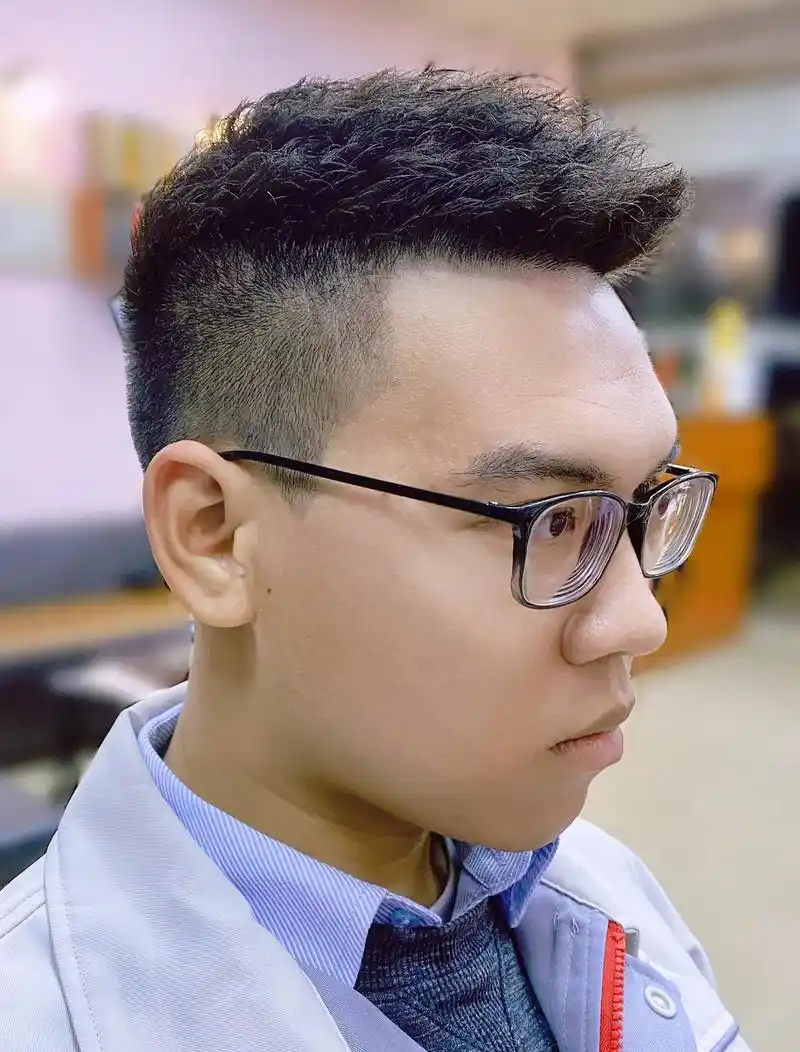 1.【锡纸烫新手必看】从零开始,让你轻松拥有时尚发型 - 抖音