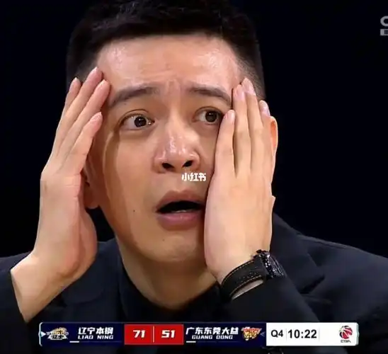 杨鸣真是场均一个表情包阿