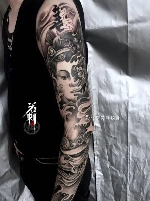 传统花臂善恶一念间纹身图片_成品手臂传统人物宗教纹身图案