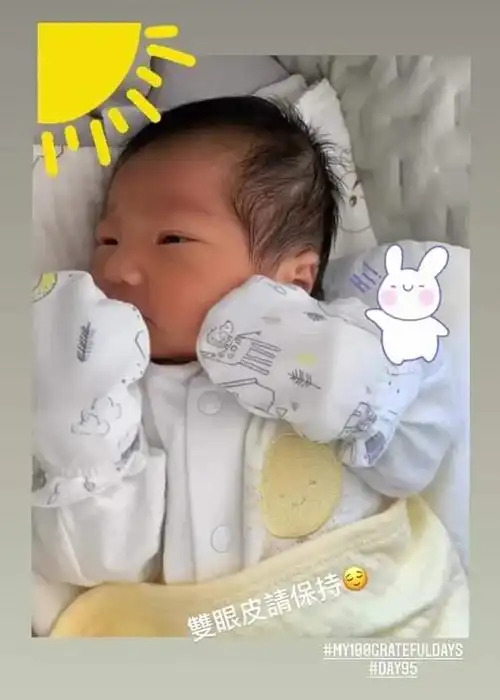 最后,祝愿倪晨曦一家三口幸福美满,也希望她的演艺事业可以越来越好.