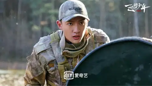 《飞行少年》剧情升温 范世錡原始森林大战土狼 - 电视 - 南方娱乐网