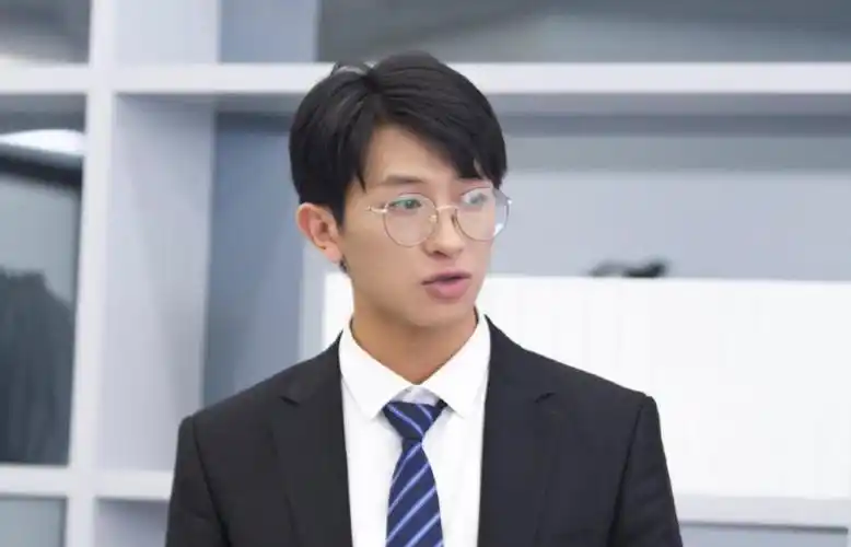 杰哥娱天下 2天前 我要分享 《令人心动的offer》这档比较接地气的