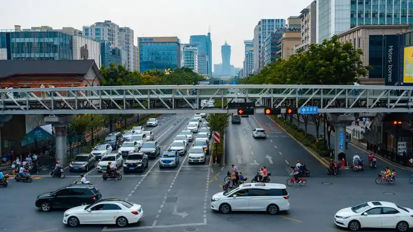 8k延时杭州西湖延安路天桥白天车流