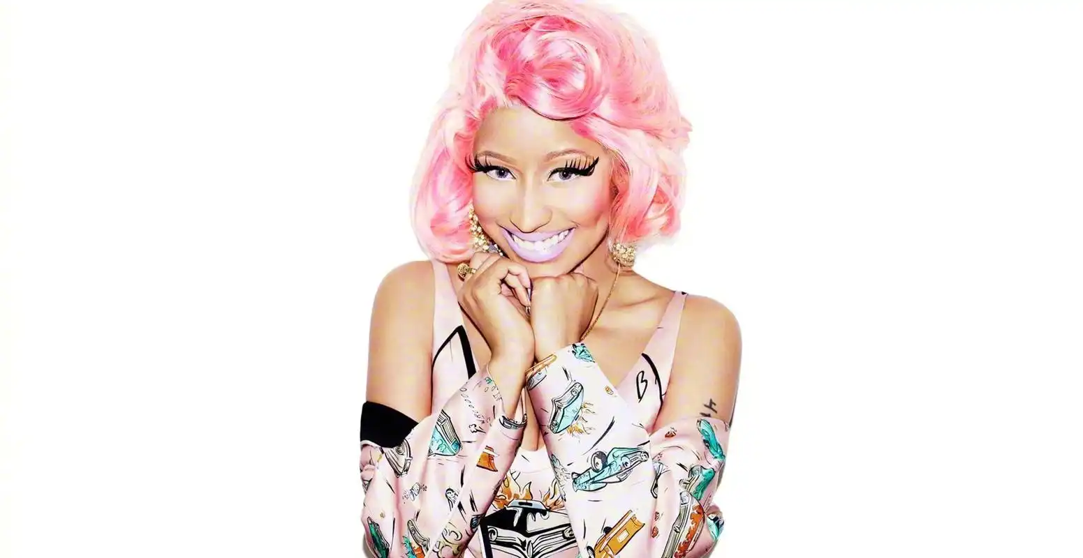 美国著名rap女歌手麻辣鸡(nicki minaj)宣布退出娱乐圈回归家庭