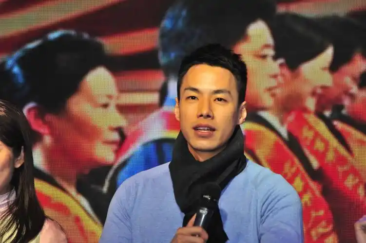 北京电视台主持人的风采.