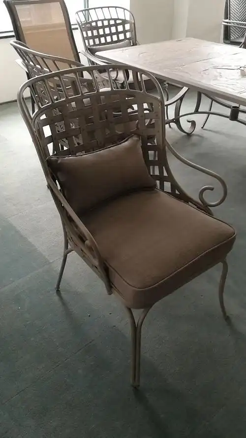 精品家具,由你选择