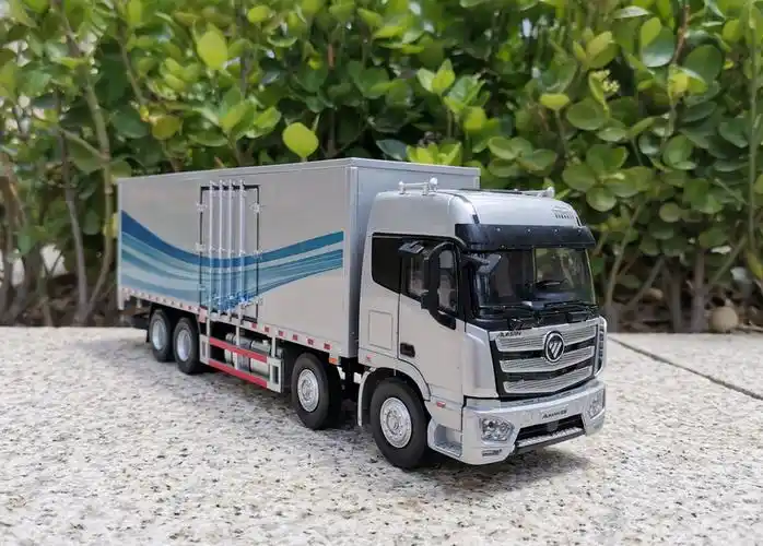 新款est-a 8x4厢式载货车 est箱柜 箱式货卡车模型1:36 蓝花新涂装